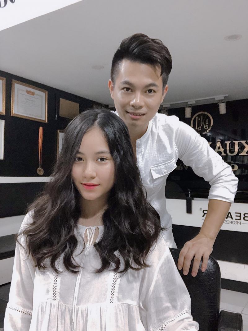 Hairdressing service at Xuan Huy HairSalon