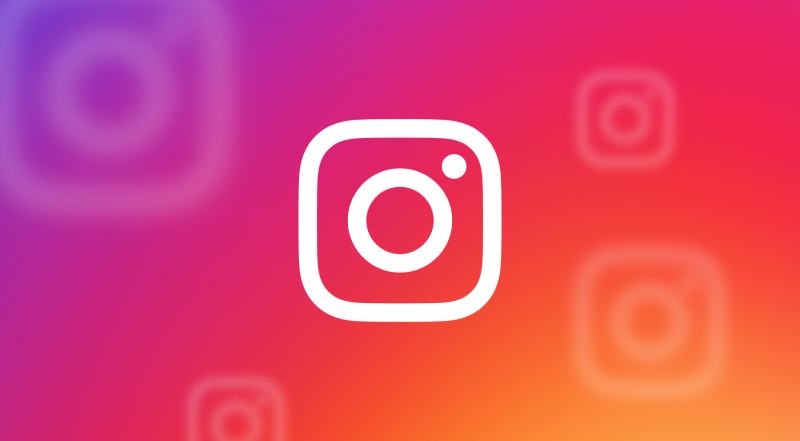 Take virtual photos with Instagram
