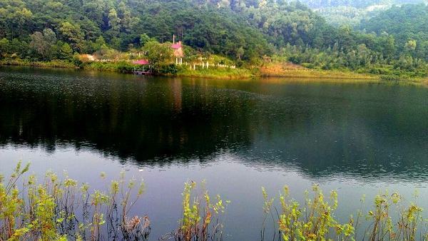 Dongguan Lake