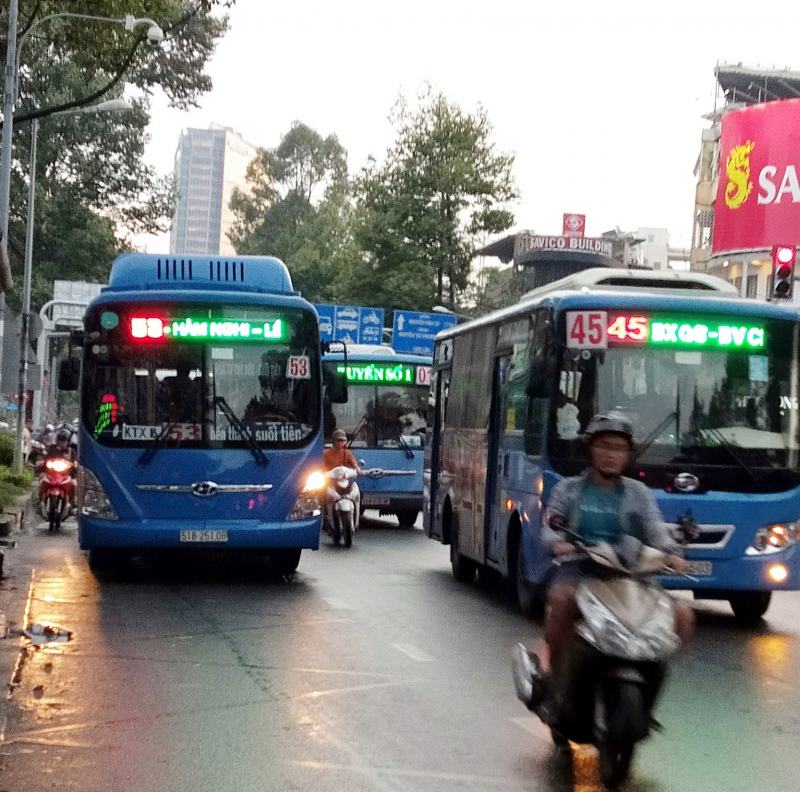 Bus 52 (Internet source)