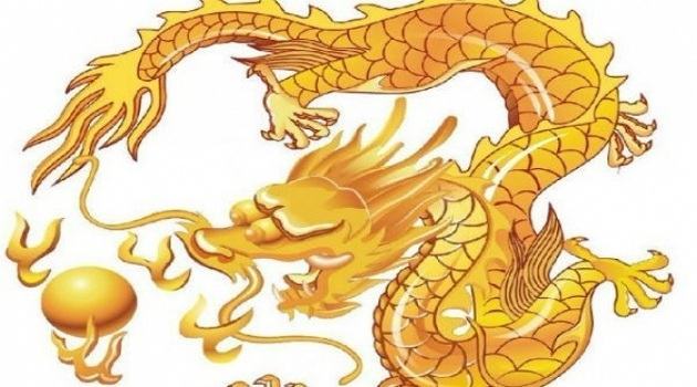 The year of the Dragon has good luck and prosperity, has a powerful sponsor, smooth business cooperation, good predestined conditions, and easy success.