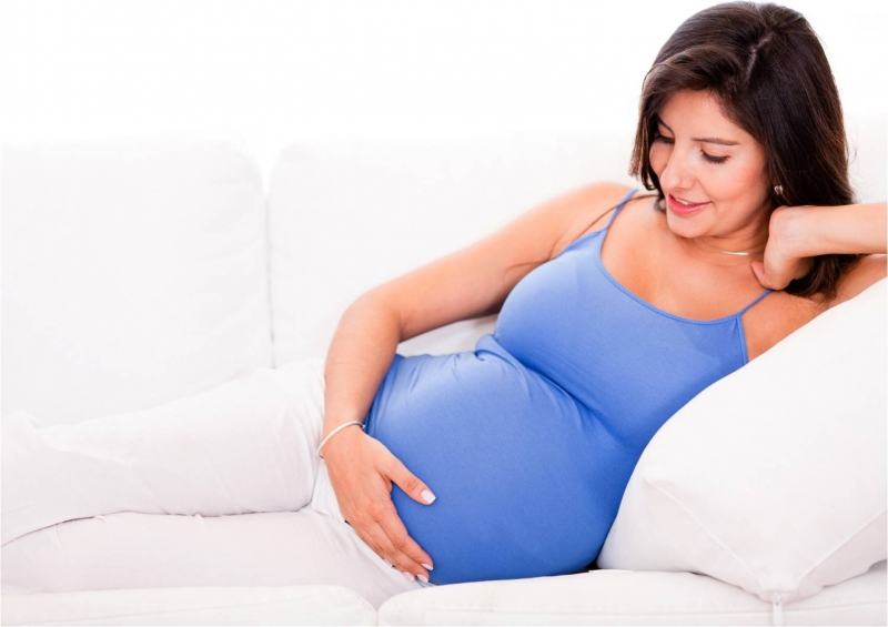Pregnant women should use natural remedies for treatment instead of antibiotics.