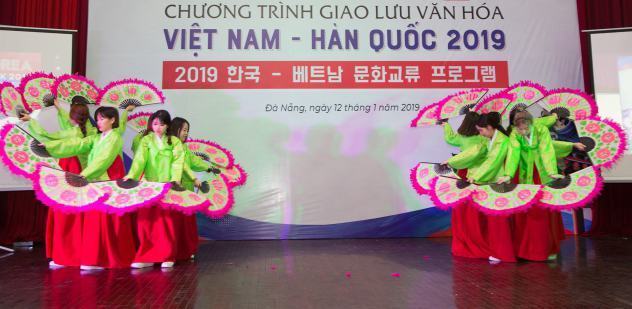 Vietnam - Korea cultural exchange program (illustration)