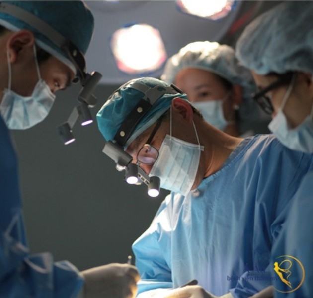 Doctors performed liposuction in just 2 hours