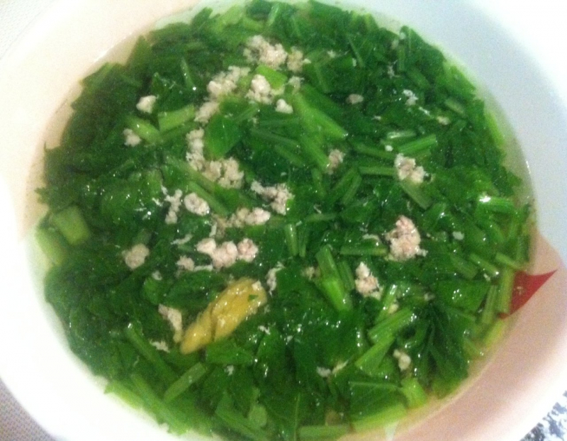 Minced green cabbage soup