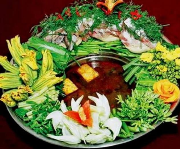 Forest leaf hotpot