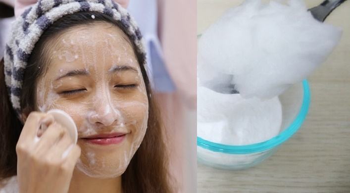Wash your face regularly with Baking Soda