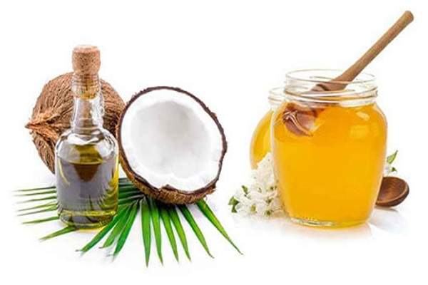 Combining shingles treatment with honey with coconut oil will help you create a wonderful moisturizing, anti-inflammatory mixture, prevent superinfection and speed up the skin regeneration process.