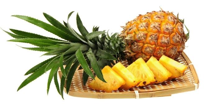 Bromelain in pineapple causes miscarriage