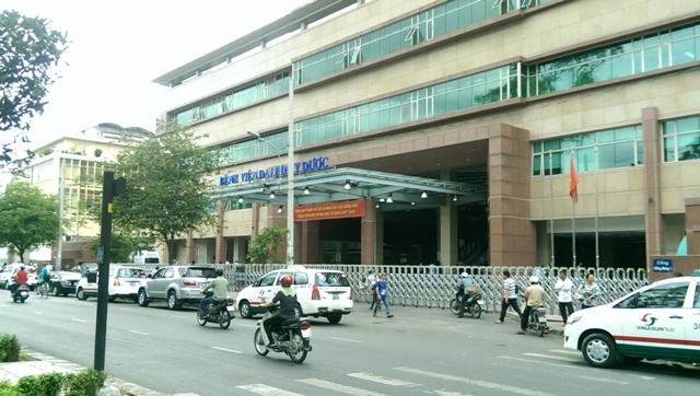 Hong Bang Street, the main road running through the University of Medicine and Pharmacy Hospital