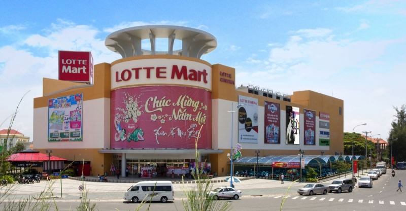 Lotte Mart Supermarket.