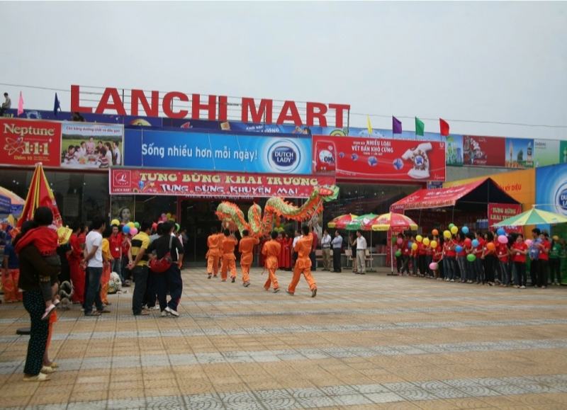 Lanchi Mart Supermarket.
