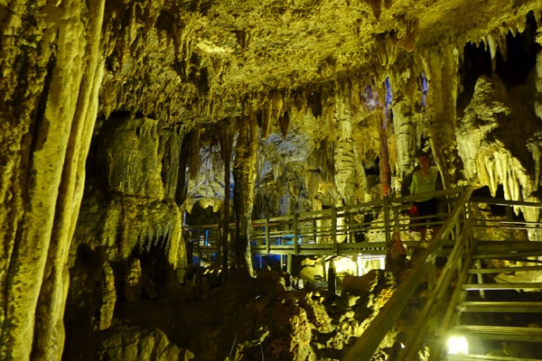 Lung Khuy Cave - the first cave in Ha Giang