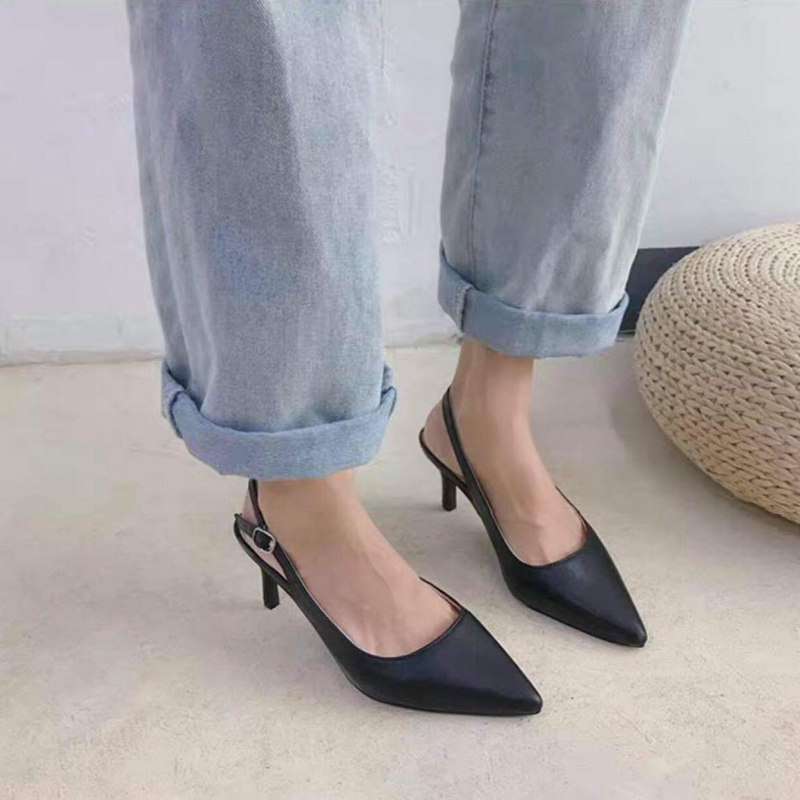 Women's shoes GOBE