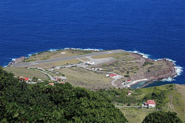 Juancho E Yrausquin Airport (SAB)