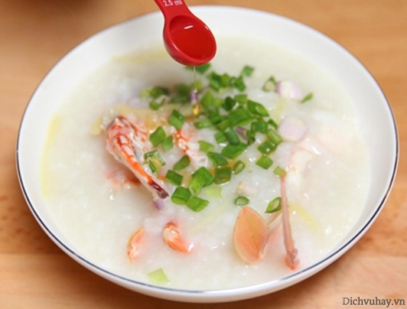 Crab porridge rich in calcium for babies