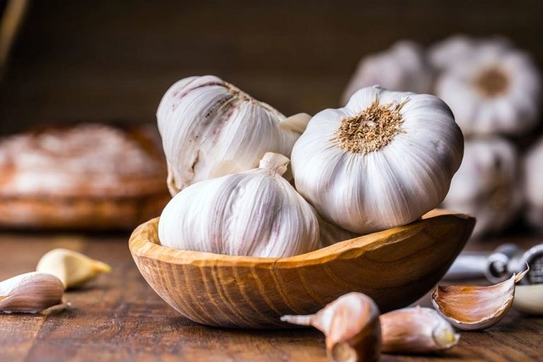 Cure urinary tract infections with garlic