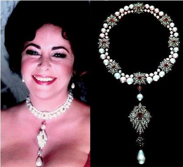 Elizabeth Taylor and La Paregrina pearl necklace.