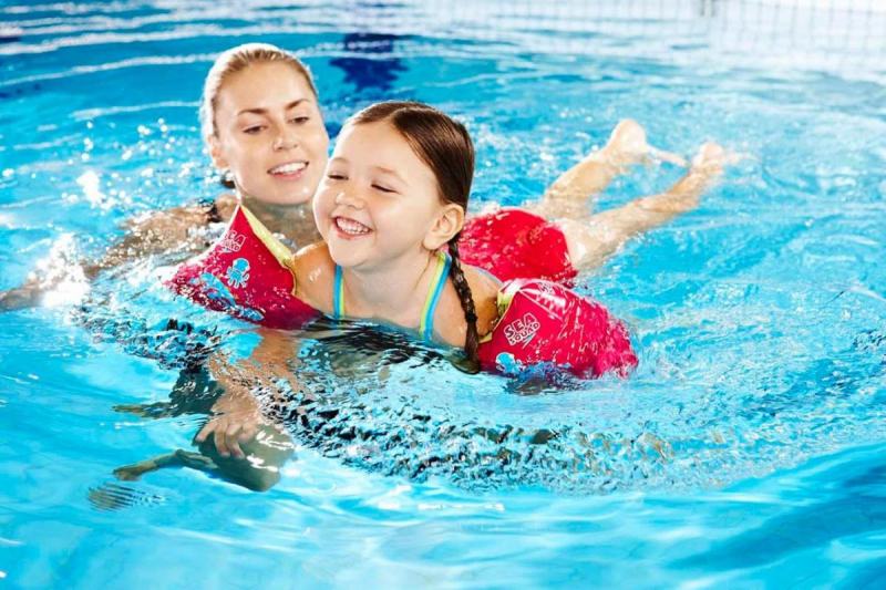 The right age for children to learn to swim