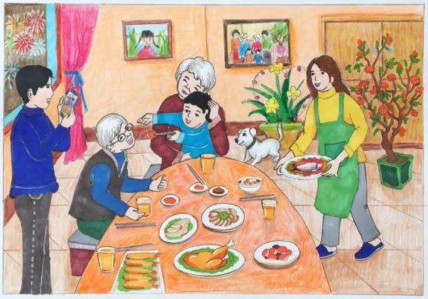 Family meal on Tet holiday