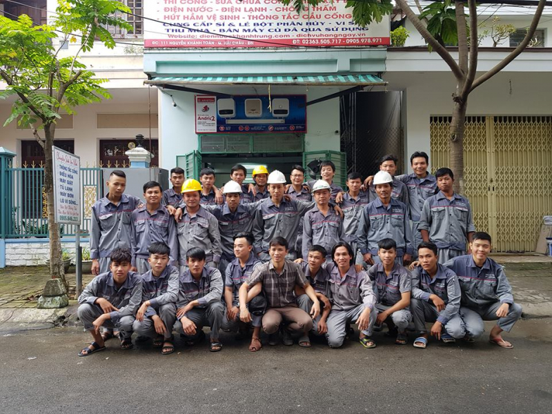 Khanh Trung refrigeration staff