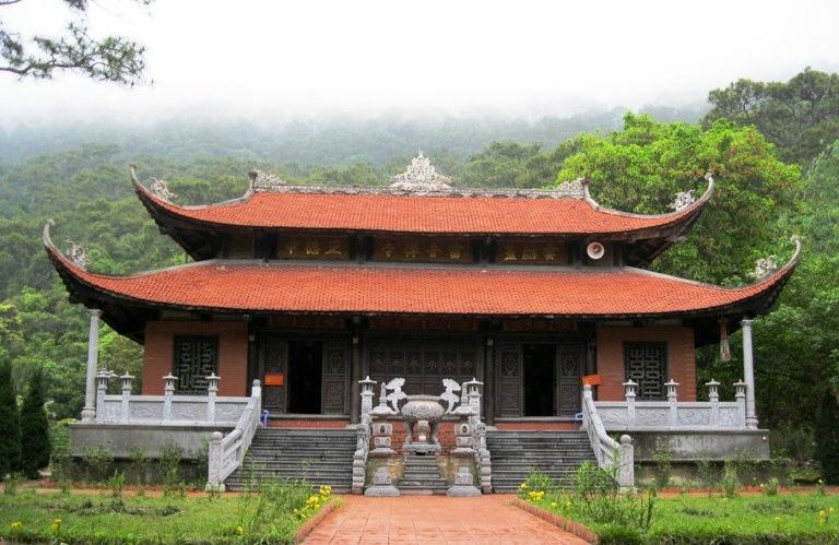 Ancient Loi Am Pagoda
