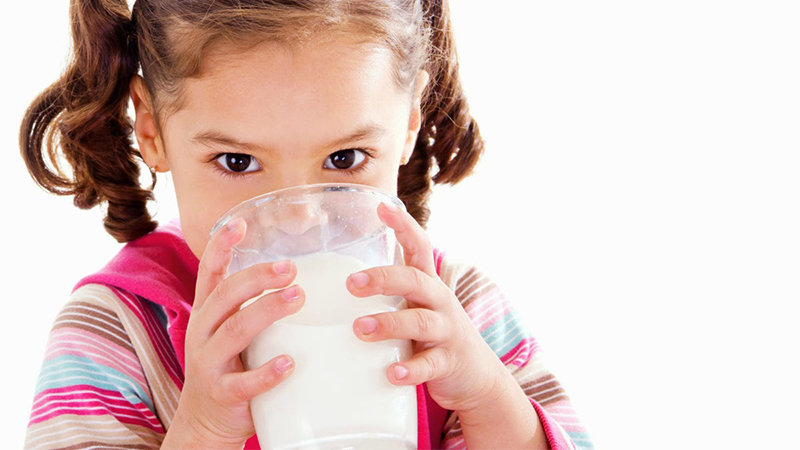 Fresh milk for children with constipation