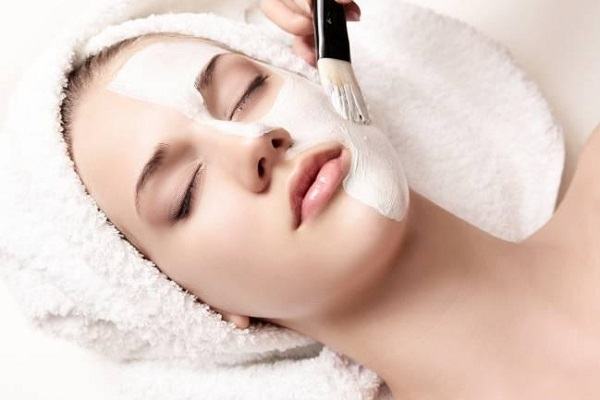 Facial hair removal with flour