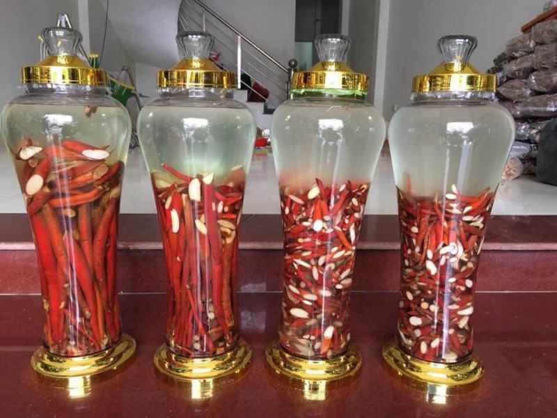 Red ginseng wine