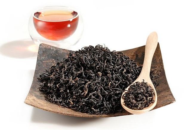 Black tea, a natural hair dye for you