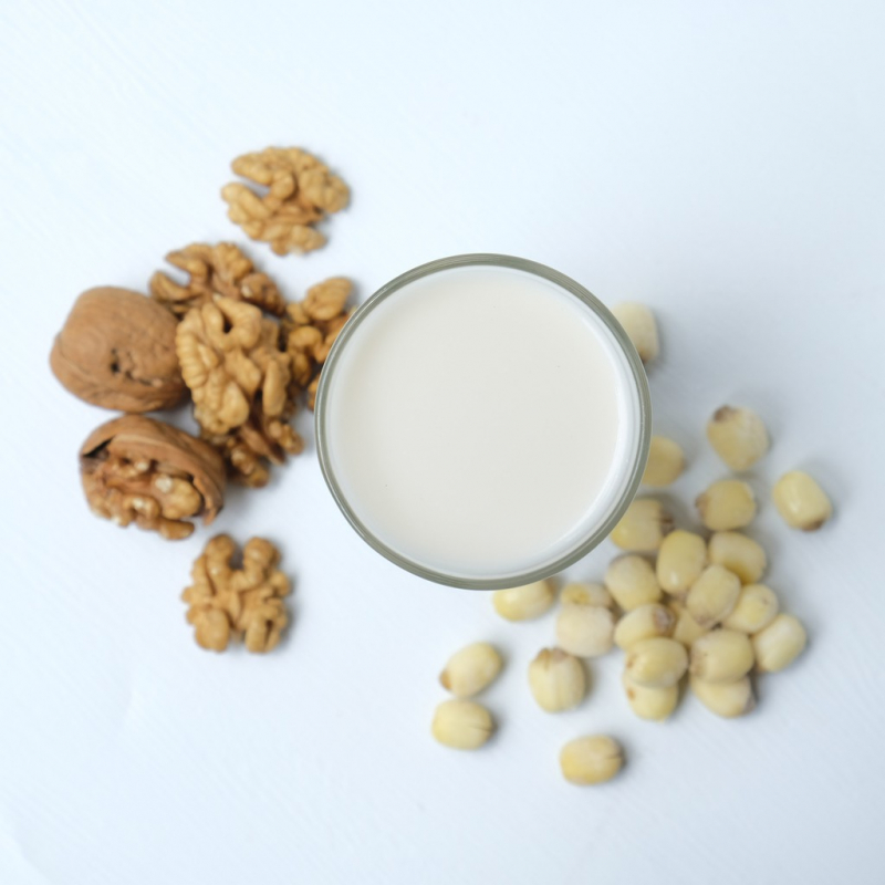 Lotus seed milk, oats, walnuts