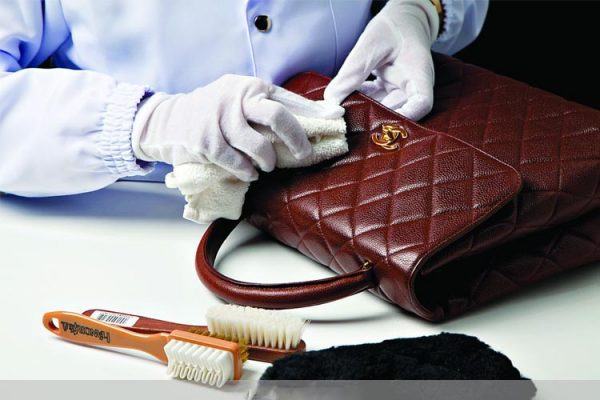 Daily care for your leather bag