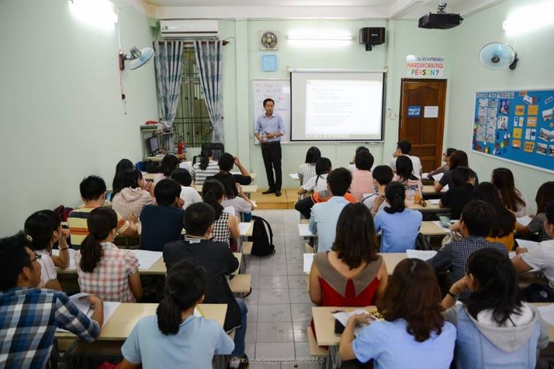 To Hoang University Exam Preparation Center