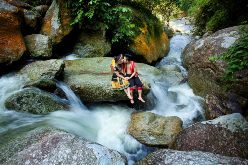 Waterfall 6, the way to Thanh Thuy