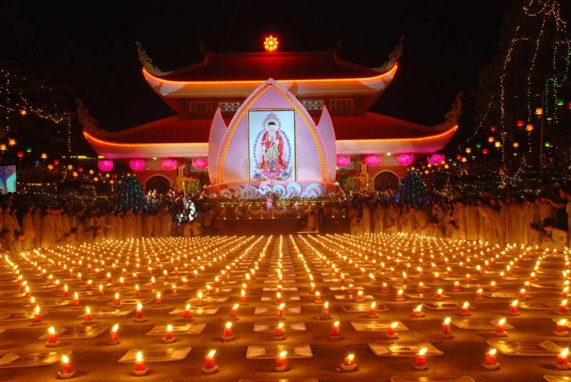Hoang Phap Pagoda is a spiritual place that attracts many Buddhists to visit and participate in retreats at the temple