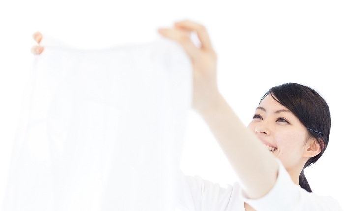 Remove grass stains on clothes