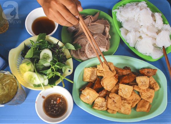 Sticky Rice, Bun Dau & Bun Bung - Phan Phu Tien