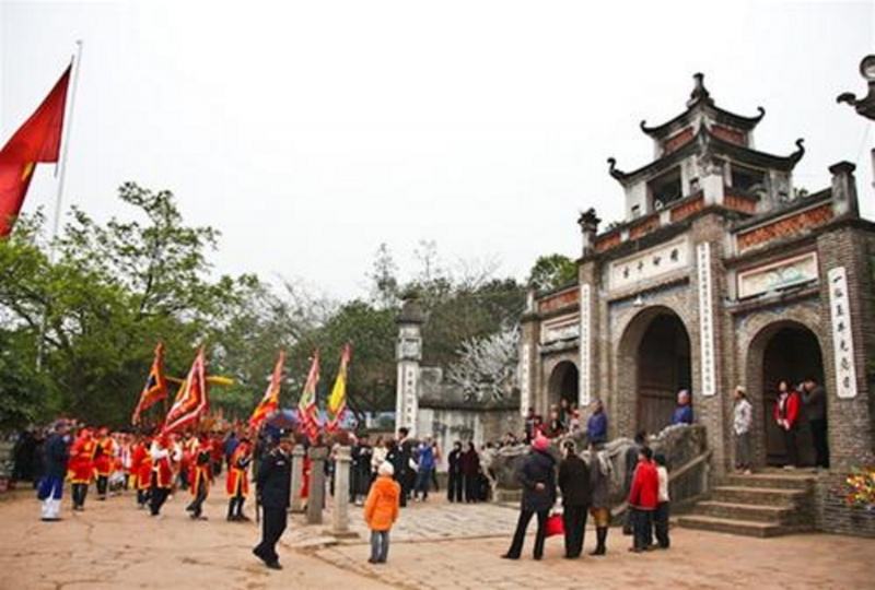 Co Loa temple gate