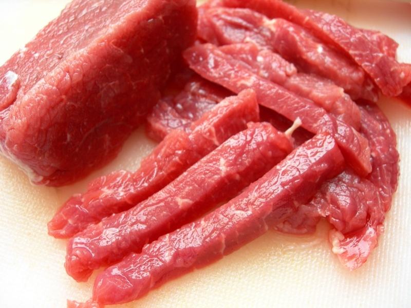 Pork is a popular food that can be processed into many delicious dishes
