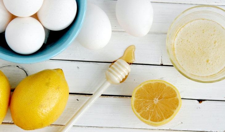 Egg yolk and honey mask