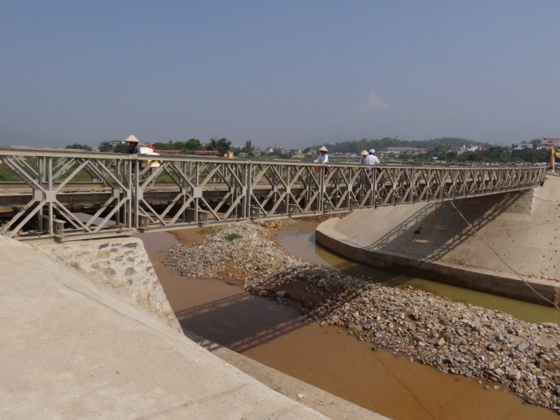 Muong Thanh Bridge - the bridge witnessing history