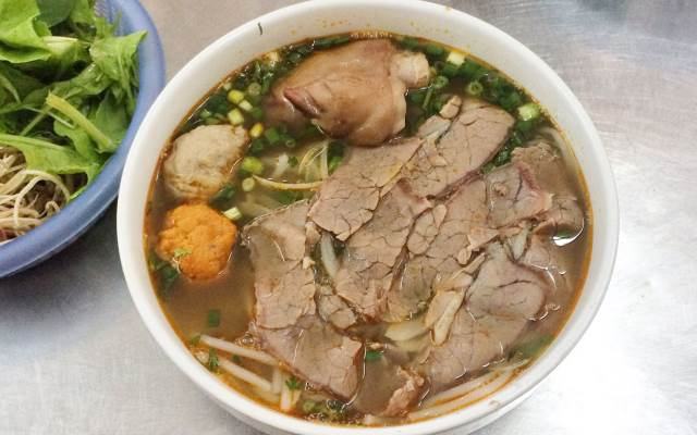 Hoa Son beef noodle soup