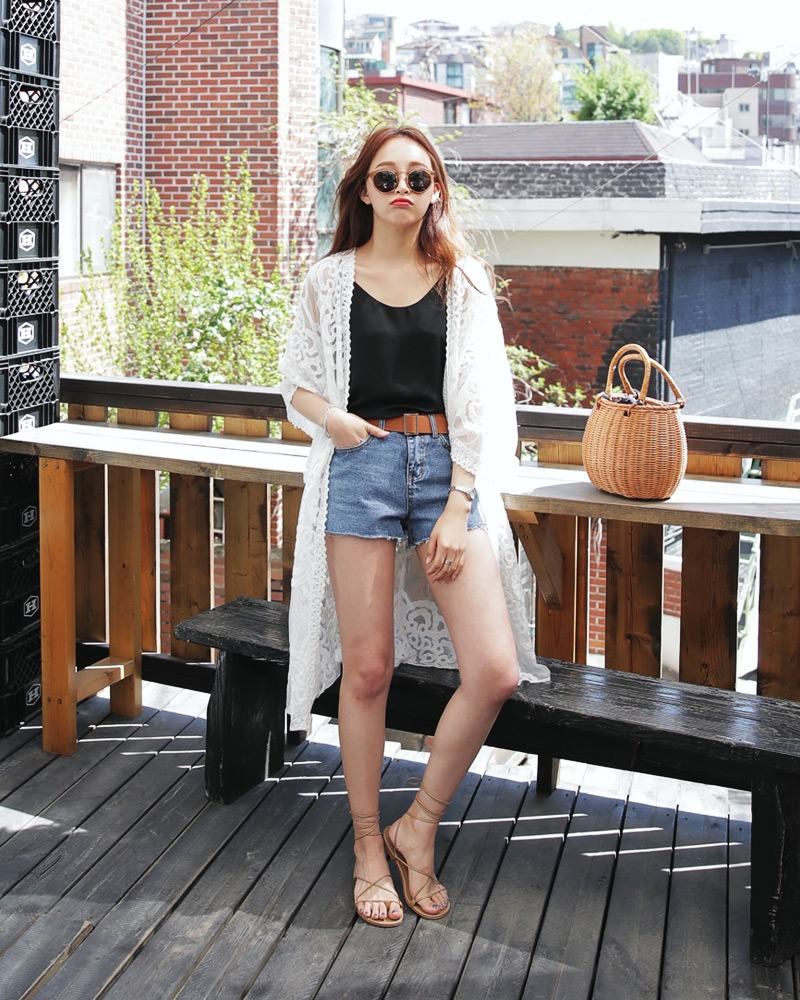 Jean shorts mix with two-piece shirt with lace jacket and trendy sedge bag