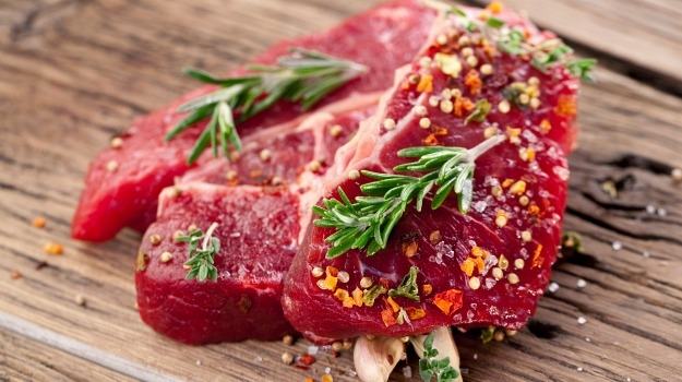 Red meat contains many nutrients, amino acids help in size