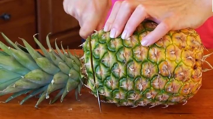 Quick tips for peeling pineapple