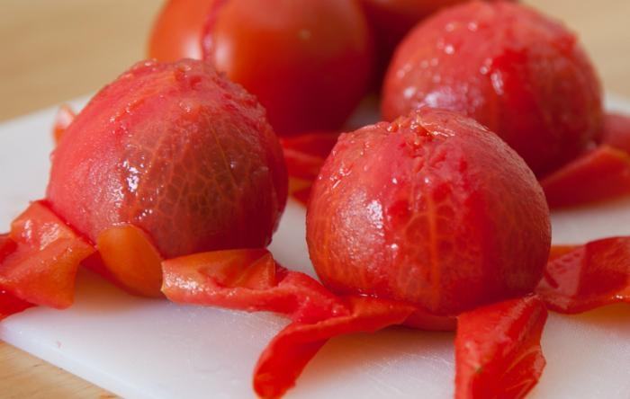 Quick tips to peel tomatoes
