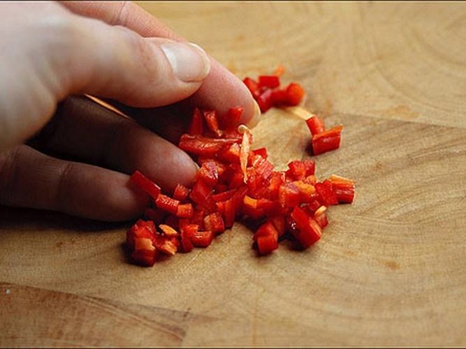 Tips for de-spicy when chili sticks to your hands