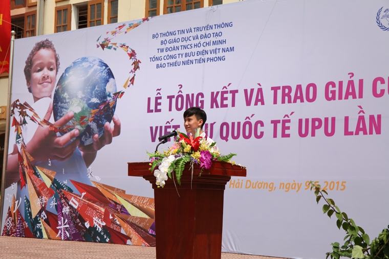 Truong Hoang Nam at the 44th UPU International Letter Writing Competition Award Ceremony