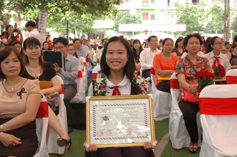 Dao Thi Thuy Duong - won the first prize of the 42nd UPU International Letter Writing Contest