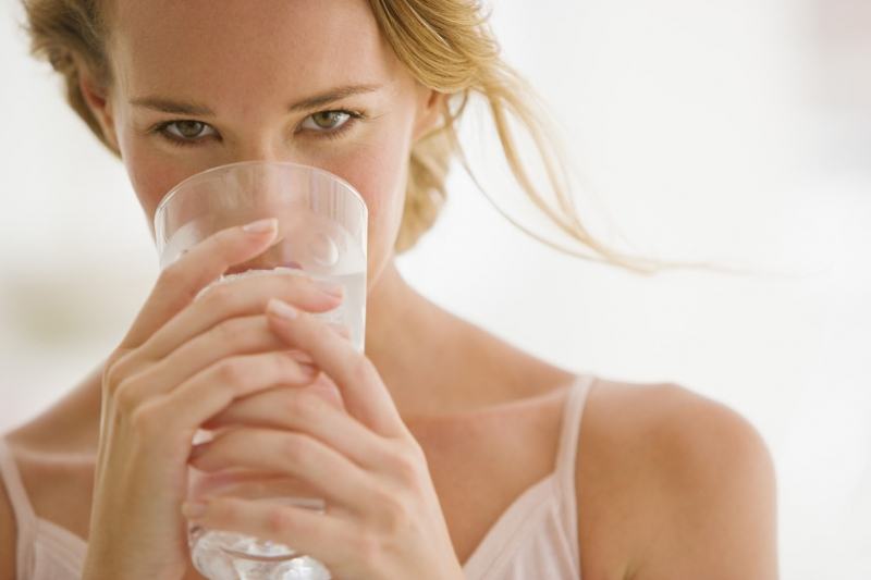 Drinking water properly is also an effective way to lose weight